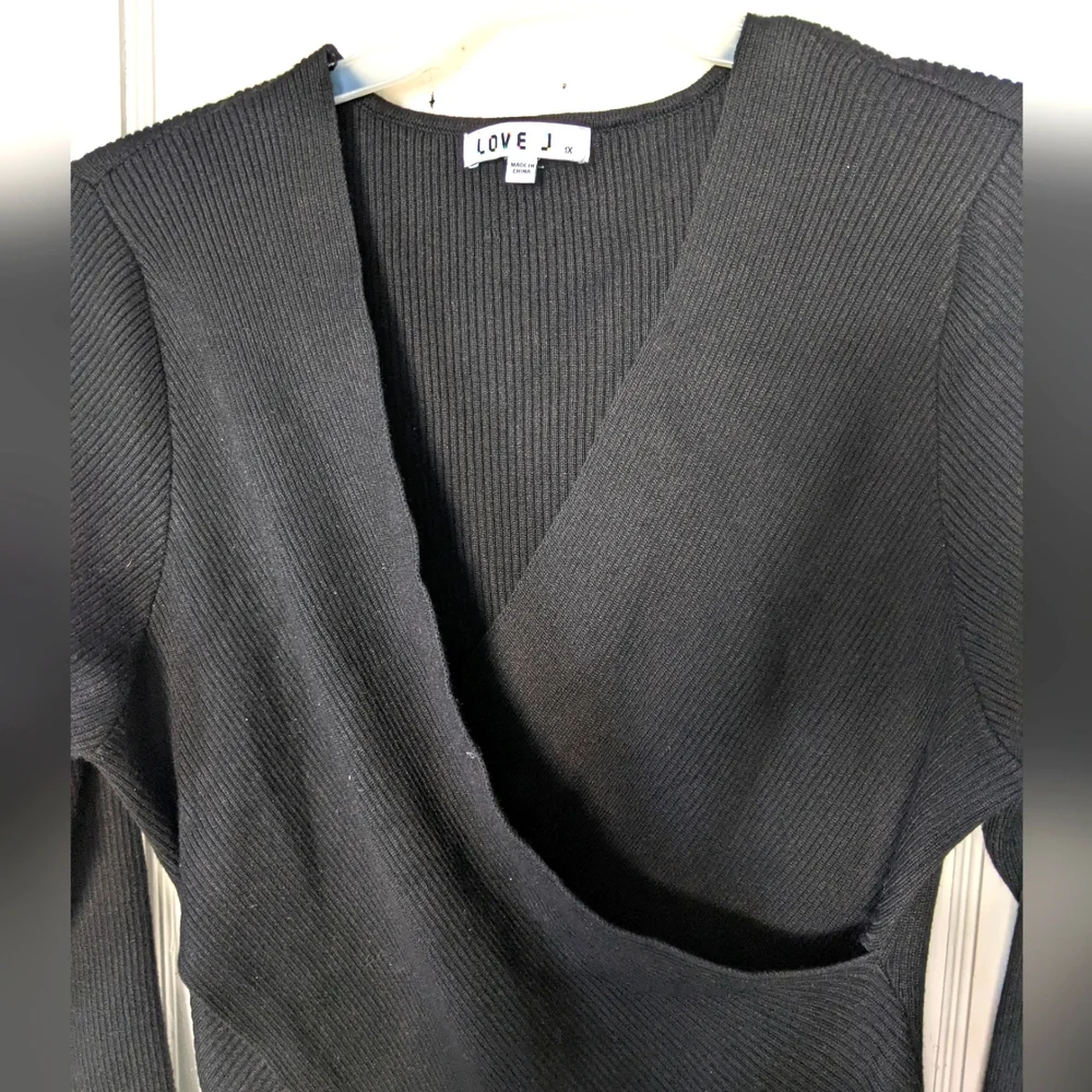 Love J Women's Asymmetrical Sweater - Picture 5 of 8